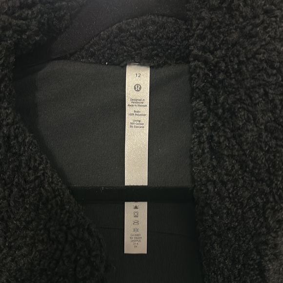 Lululemon textured fleece button jacket - Picture 3 of 13